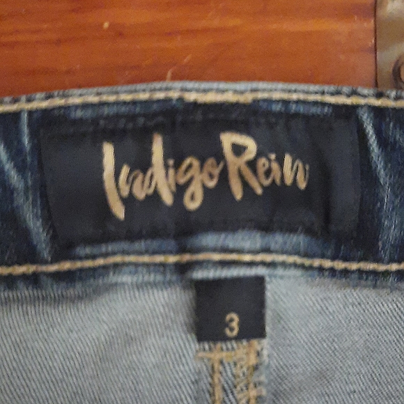 Indigo Rein distressed high waisted jeans - Picture 8 of 8